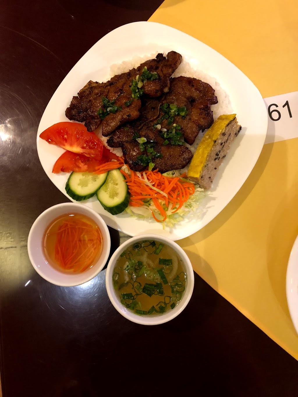 Pho Binh Dan | 11121 156 St NW, Edmonton, AB T5M 1X9, Canada | Phone: (780) 447-3360