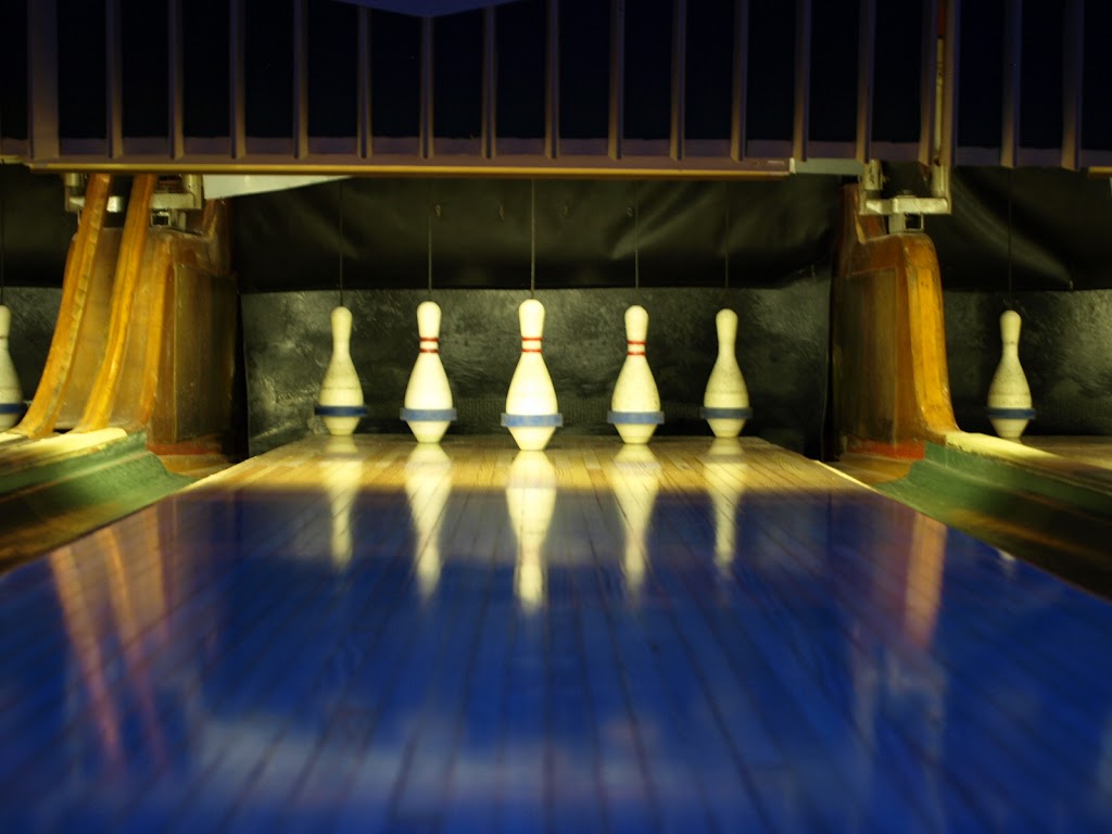 Orillia Bowl | 285 Memorial Ave, Orillia, ON L3V 5X9, Canada | Phone: (705) 259-7500