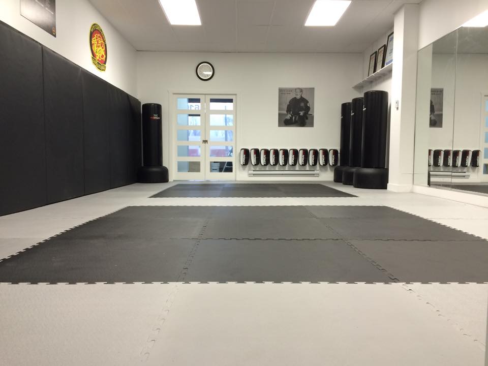 Karate Studio-Unis Laval-Ouest | 4610 Boulevard Arthur-Sauvé, Laval, QC H7R 3X1, Canada | Phone: (450) 314-5115