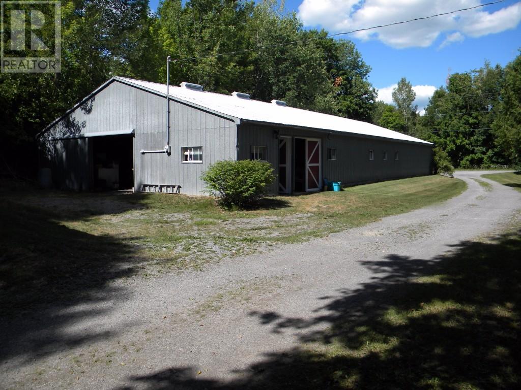 Jamesview Farm | 1823 Read Rd, Shannonville, ON K0K 3A0, Canada | Phone: (705) 957-7607