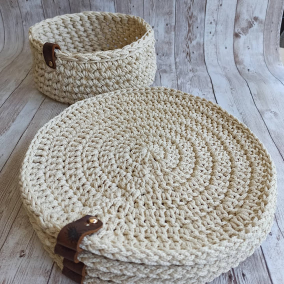 Crochet Designs ByElys | 2150 Sarajevo Dr Suite 2, Whistler, BC V8E 0B5, Canada | Phone: (604) 905-8216