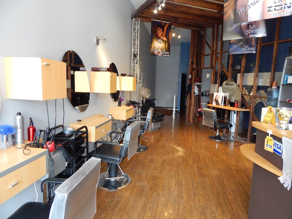 La Zone Coiffure | 385 Boulevard Cartier O, Laval, QC H7N 2K5, Canada | Phone: (450) 669-9700