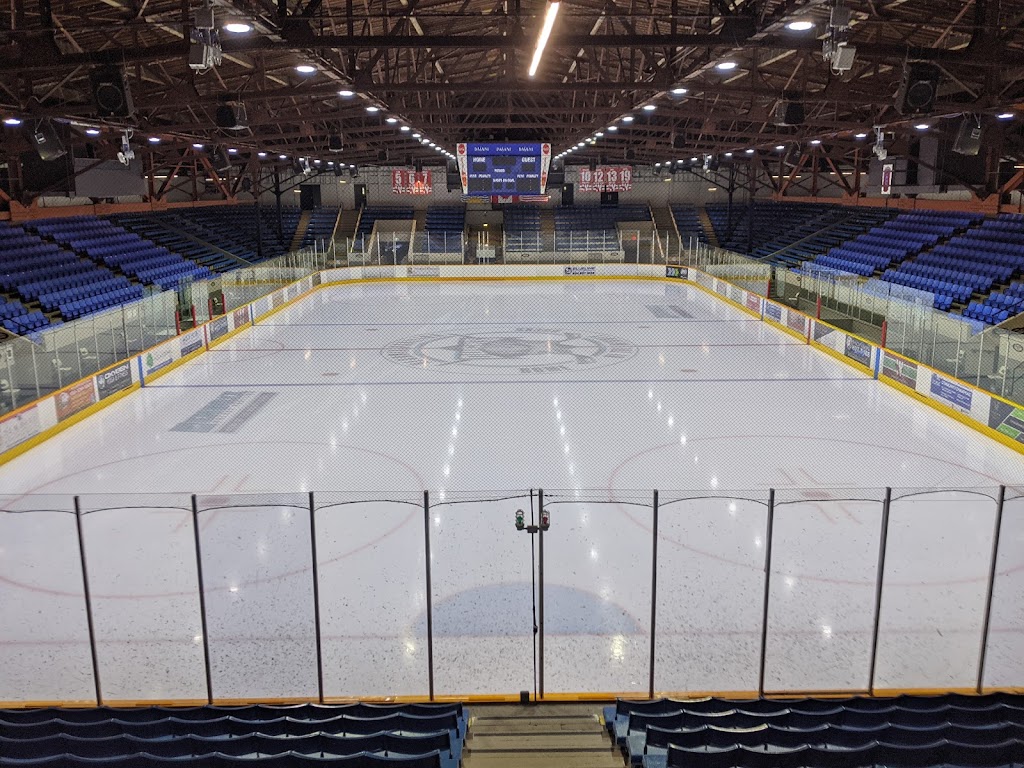 Queens Park Arena | 1st St &, 3rd Ave, New Westminster, BC V3L 1L7, Canada | Phone: (604) 777-5111