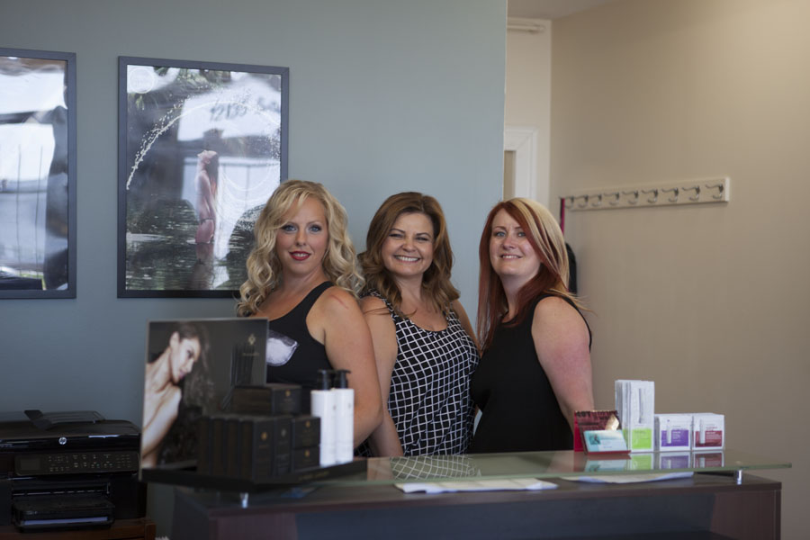 Newton Hair Studio | 12135 54 St NW, Edmonton, AB T5W 3N4, Canada | Phone: (780) 471-3510