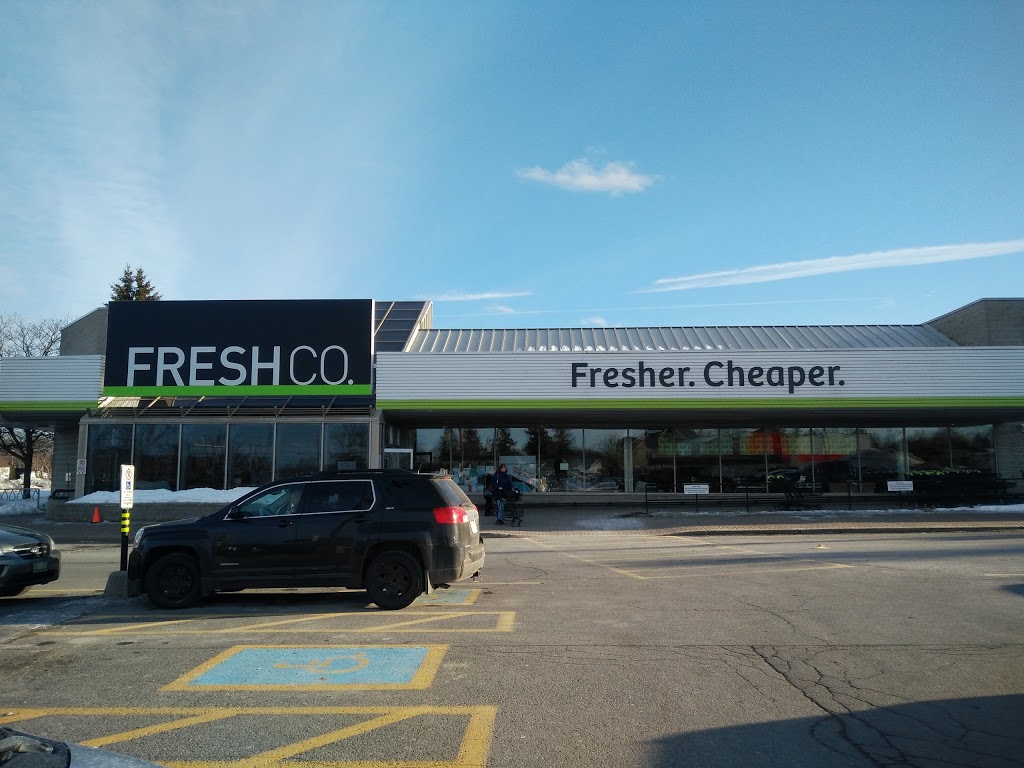 FreshCo | 110 Lansdowne Ave, Carleton Place, ON K7C 2T7, Canada | Phone: (613) 253-6141