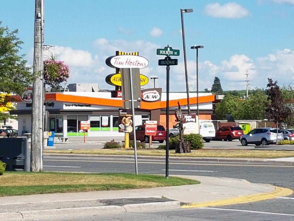 A&W Canada | 44 Broadway, Orangeville, ON L9W 1J4, Canada | Phone: (519) 942-1492