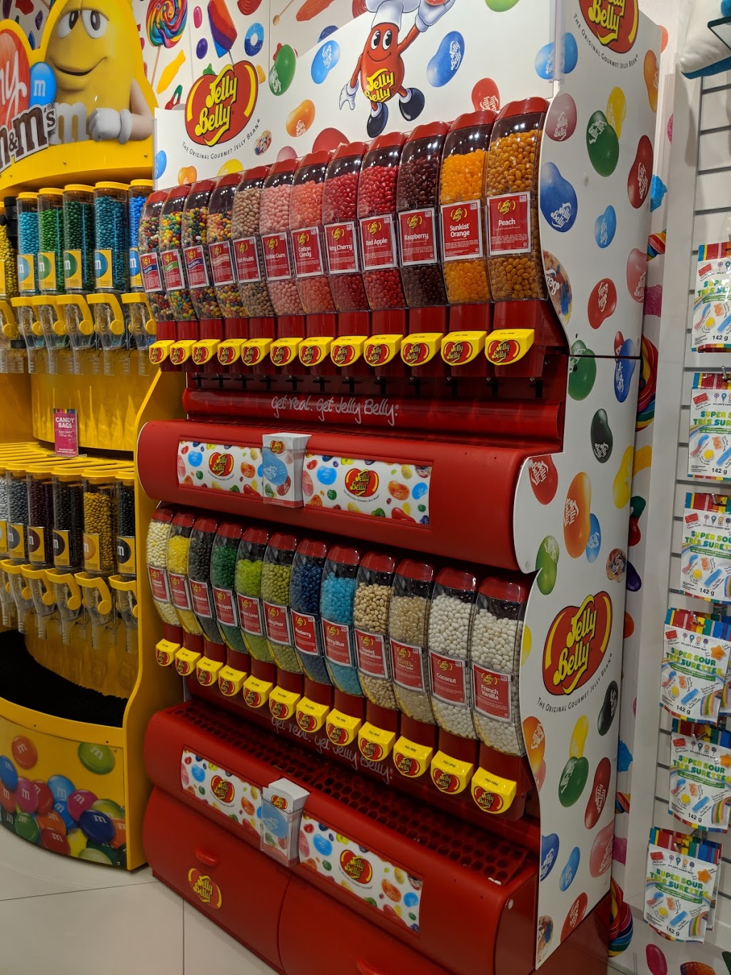 Dylans Candy Bar | Level 2 Gates, Terminal 1, Toronto Pearson International Airport, Silver Dart Dr, Mississauga, ON L4V 1W1, Canada | Phone: (905) 671-8467