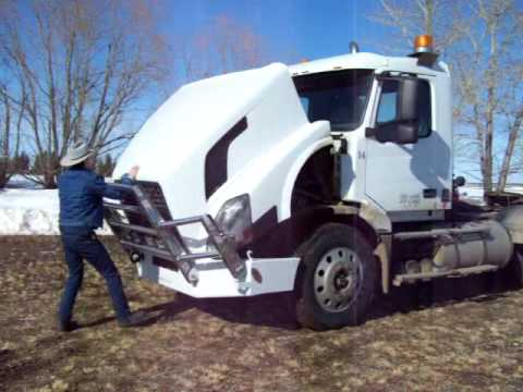 DR. Q ENTERPRISE TRUCK & TRAILER REPAIR | bovaird and, Airport Rd, Brampton, ON L6P 1M8, Canada | Phone: (647) 939-6544