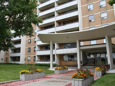 Pleasant Apartments | 75 Wendover Dr, Hamilton, ON L9C 2S7, Canada | Phone: (905) 385-1872