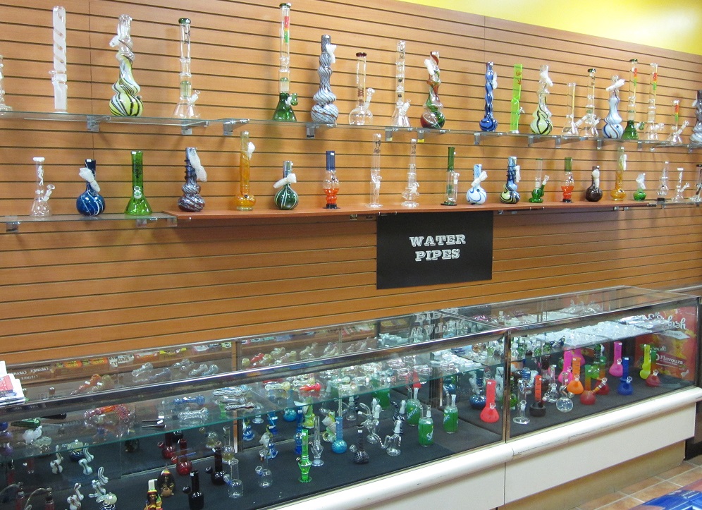 Smokers Vape Shop | 10886 Hurontario St, Brampton, ON L7A 3R9, Canada | Phone: (905) 495-1167