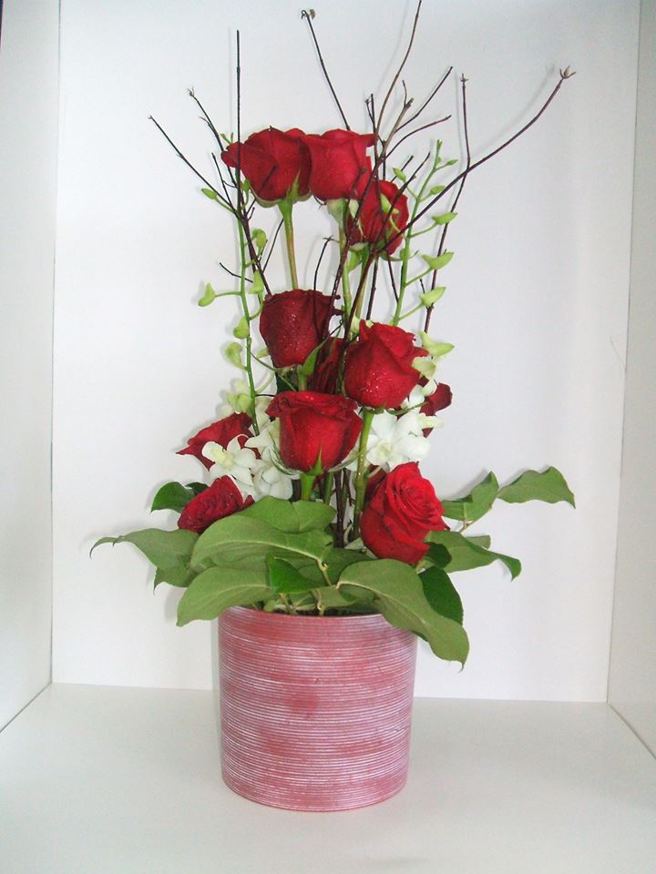 Fleuriste Lily-Rose Magog | 78 Rue Principale O, Magog, QC J1X 2A5, Canada | Phone: (819) 769-0105