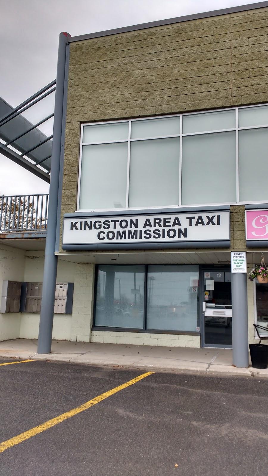 Kingston Area Taxi Commission | 1201 Division St Unit 12, Kingston, ON K7K 6X4, Canada | Phone: (613) 547-3763