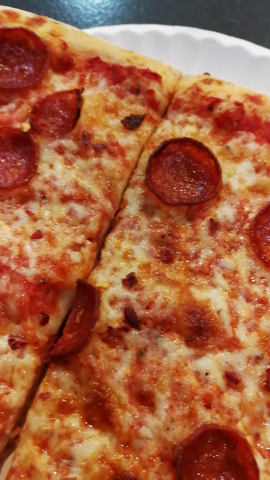 Marconi Pizza | 3635 Cawthra Rd, Mississauga, ON L5A 2Y5, Canada | Phone: (905) 279-0151