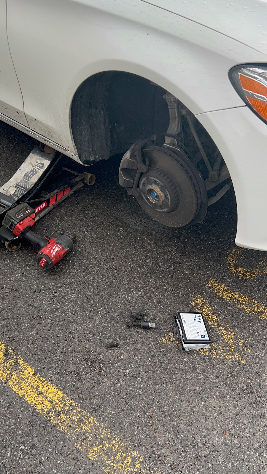 Same Day Mobile Tire Change | Cyrville Rd, Gloucester, ON K1B 3L8, Canada | Phone: (343) 300-6711