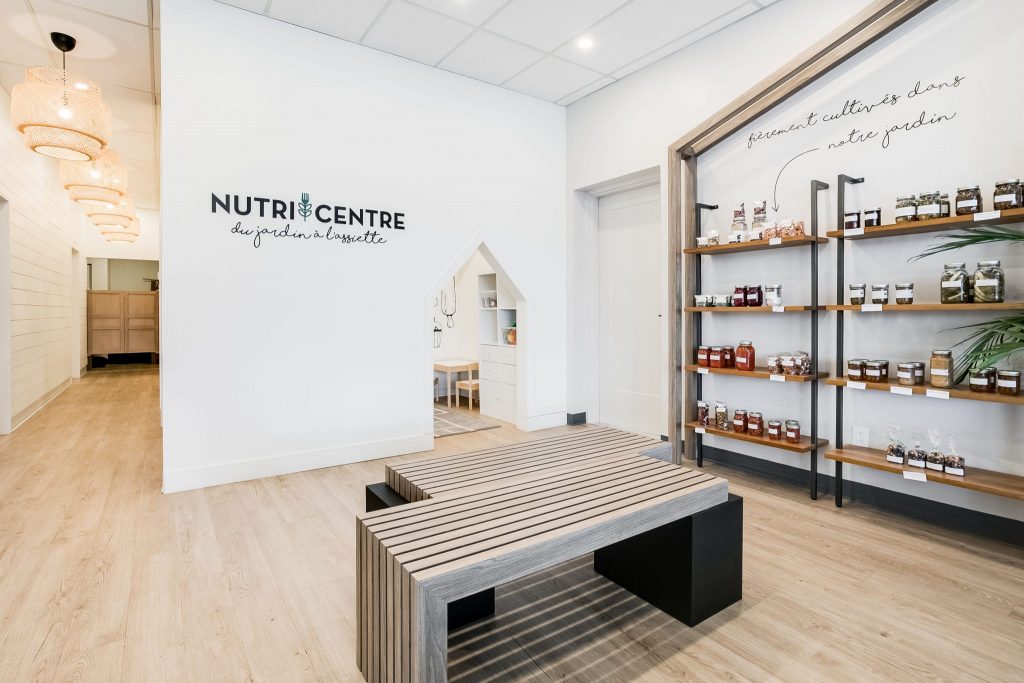 Nutri-Centre Lasalle | 408 Av. Lafleur, LaSalle, QC H8R 3H6, Canada | Phone: (514) 365-3670