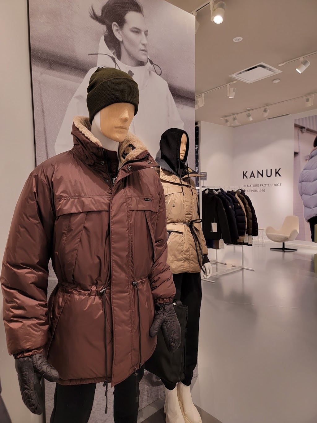 KANUK Carrefour Laval | 3035 Boul. le Carrefour, local R022A, Laval, QC H7T 1C8, Canada | Phone: (514) 284-6282