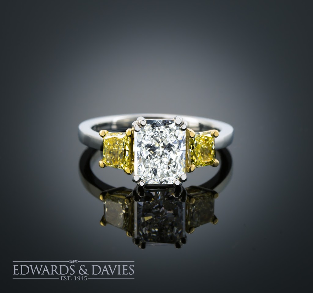 Edwards and Davies Jewellers | 2834 Danforth Ave, Toronto, ON M4C 1M1, Canada | Phone: (416) 698-7880