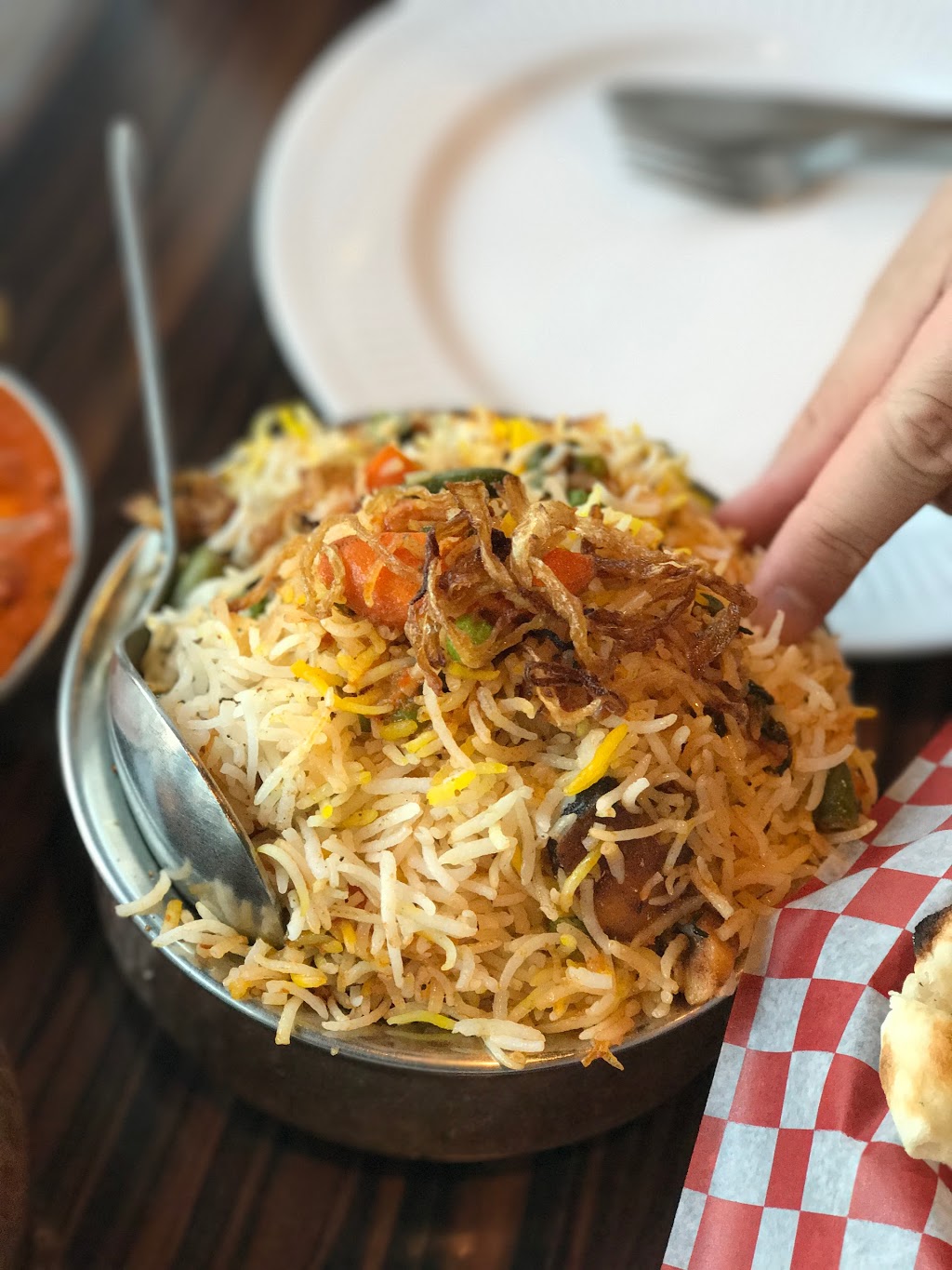 Taj Indian Restaurant | 3 Stonegate Dr NW, Airdrie, AB T4B 0N2, Canada | Phone: (403) 948-2725