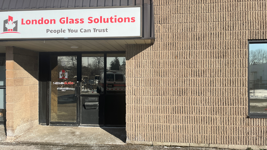 London Glass Solutions | 10 Pacific Ct Unit 5, London, ON N5V 3K4, Canada | Phone: (519) 804-5277