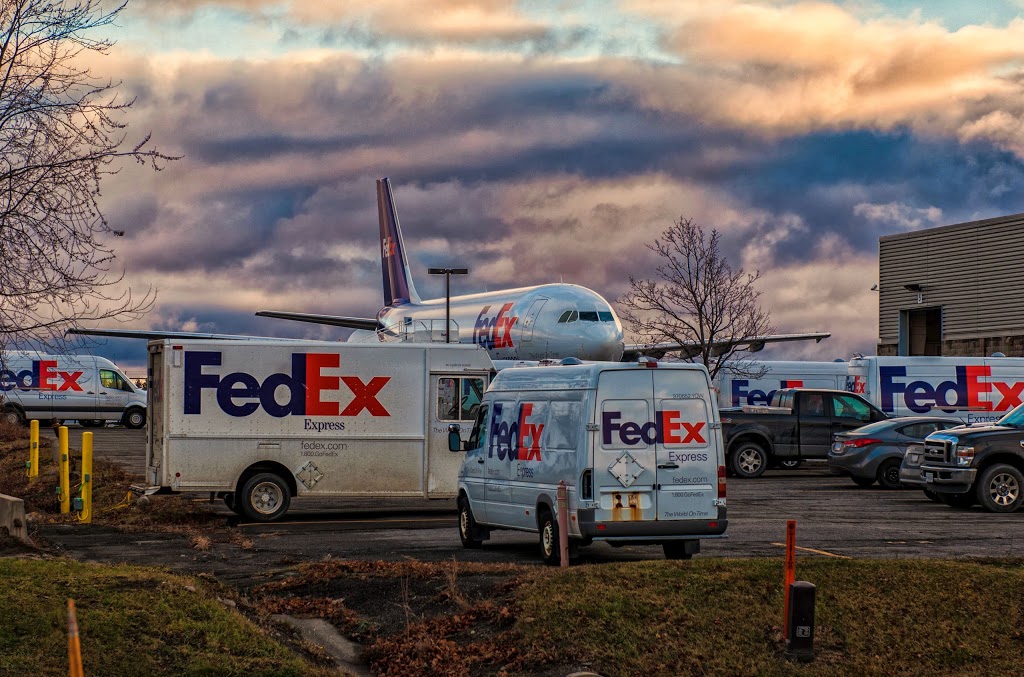 FedEx Ship Centre | 130 Thad Johnson Private, Ottawa, ON K1V 0X1, Canada | Phone: (800) 463-3339