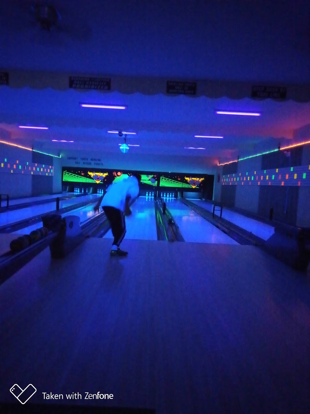 Chesterville Bowling Lanes | 2803 County Rd 7, Chesterville, ON K0C 1H0, Canada | Phone: (613) 448-3535