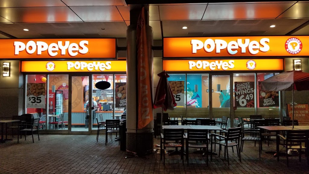 Popeyes Louisiana kitchen | 208 Queens Quay W # 5-6, Toronto, ON M5J 2Y5, Canada | Phone: (416) 368-9292