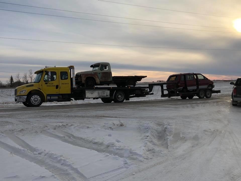 Morden Towing and Salvage | 421 9 St S, Morden, MB R6M 1Y4, Canada | Phone: (204) 362-9414