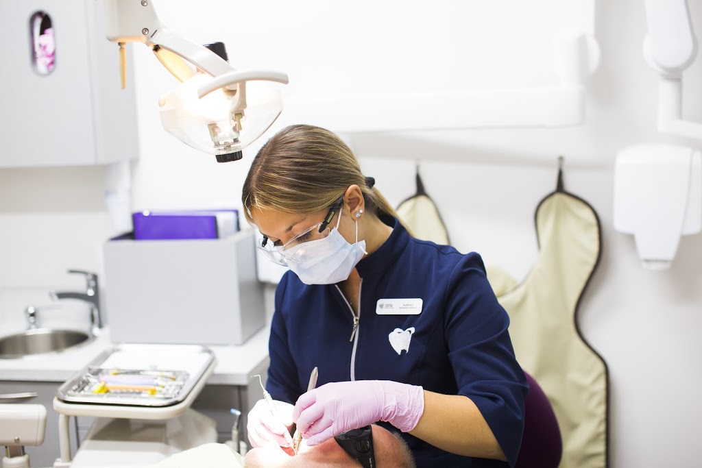 Dental Clinic France Gascon | 4999 Boulevard Saint-Charles #101, Sainte-Geneviève, QC H9H 3M8, Canada | Phone: (514) 620-7084