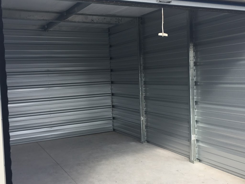 Vaultra Self-Storage - Keswick | 2410 Boyers Rd, Keswick, ON L4P 3E9, Canada | Phone: (905) 476-4555