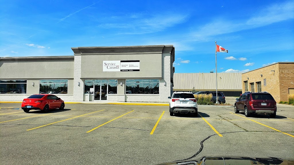 Service Canada Centre | 195 Henry St unit 6b, Brantford, ON N3S 5C9, Canada | Phone: (800) 622-6232