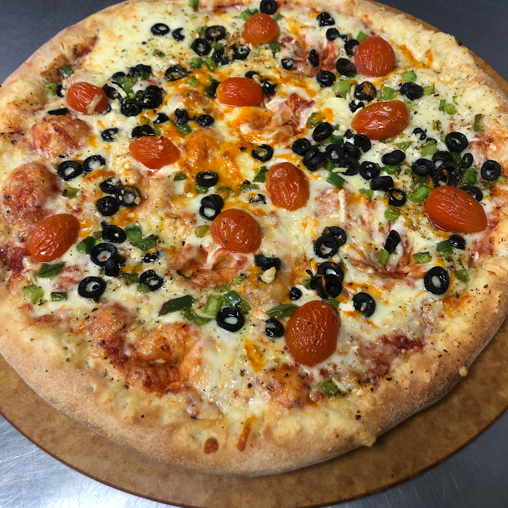 Savonas pizza | 6800 Memorial Dr #154, Calgary, AB T2A 6V3, Canada | Phone: (403) 454-6644