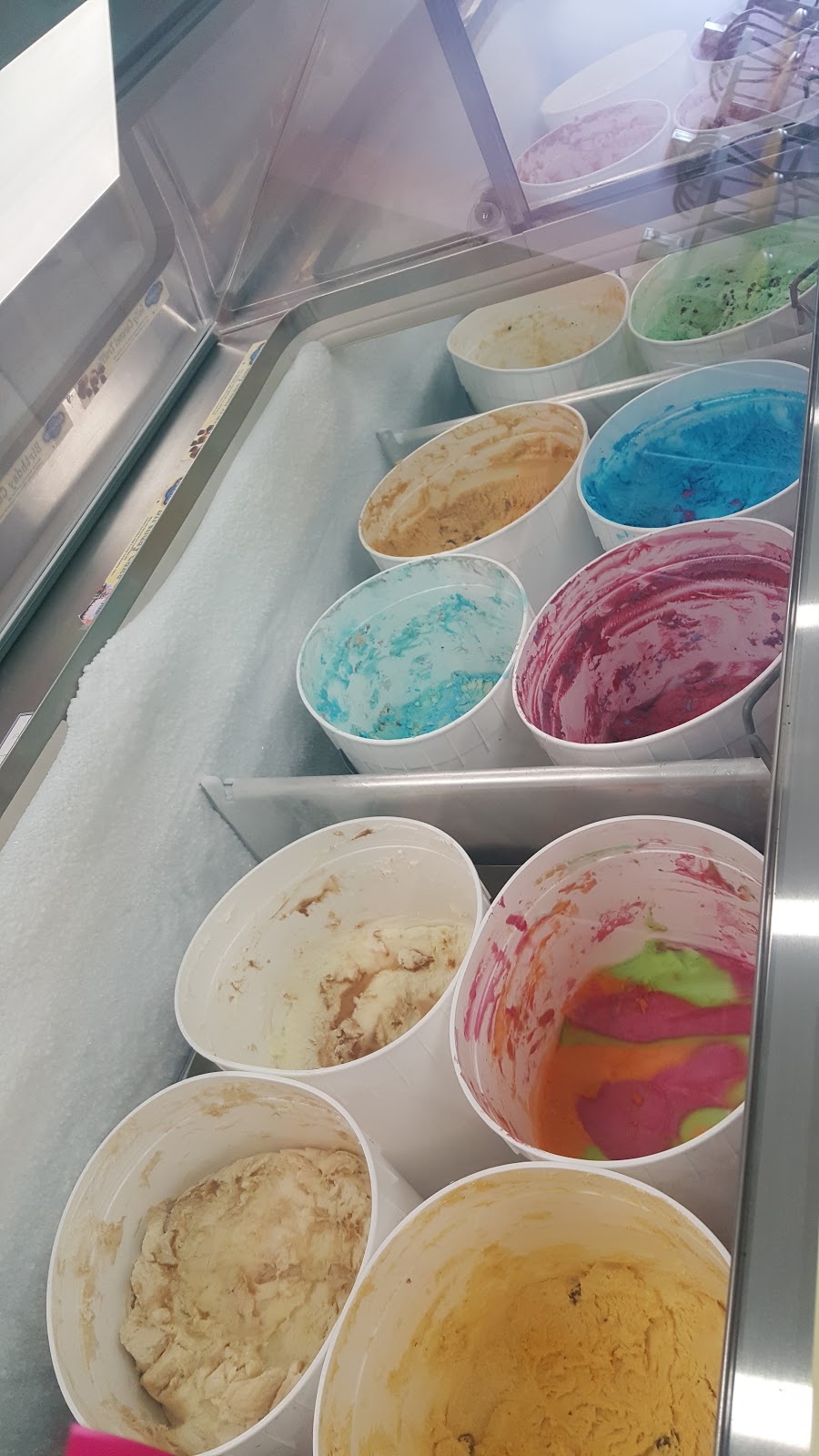 Tasty Scoop | 100 Plains Rd W Unit 50, Burlington, ON L7T 0A5, Canada | Phone: (289) 337-5566