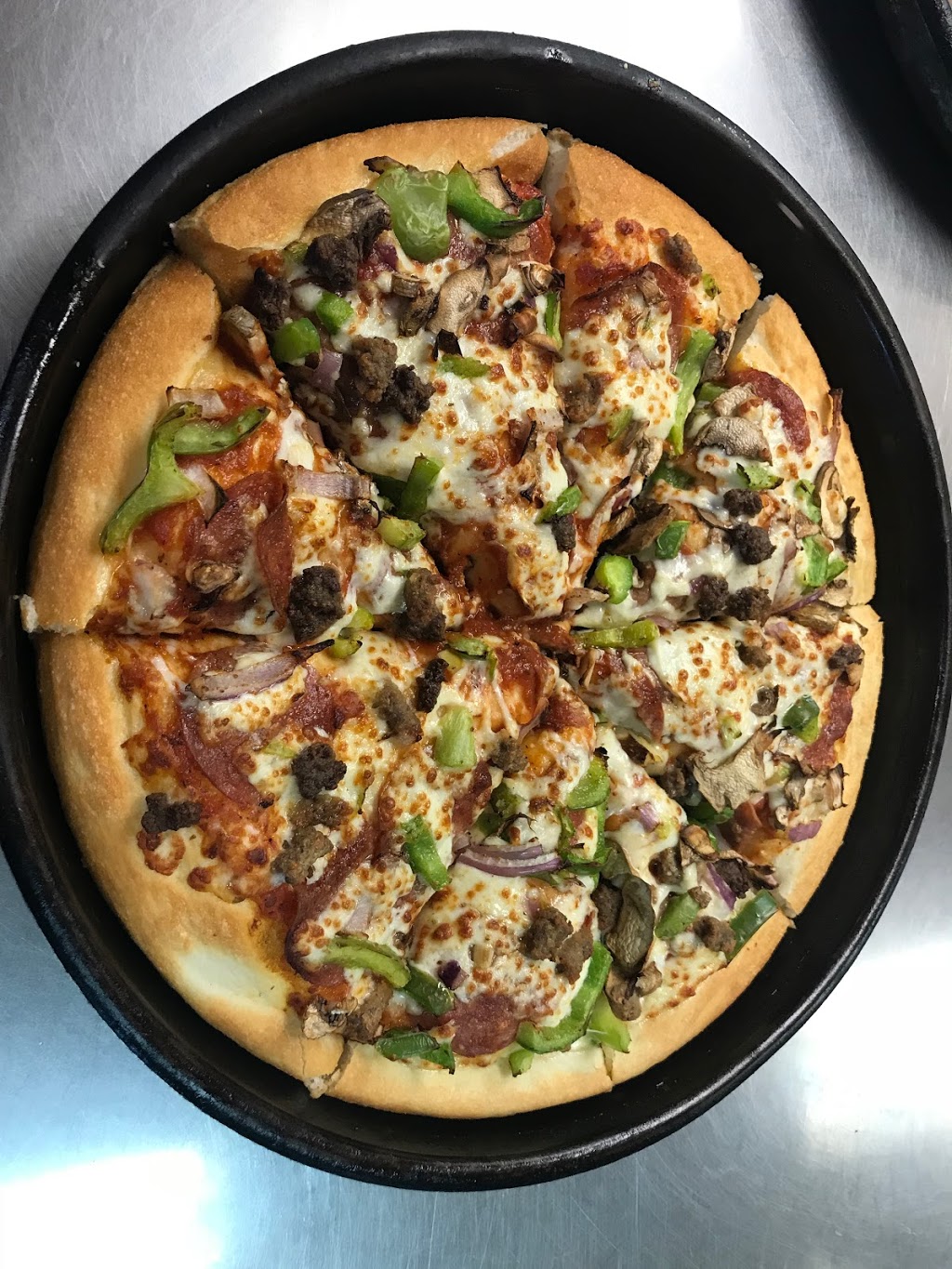 Pizza Hut | 6205 50 St, Leduc, AB T9E 7A9, Canada | Phone: (403) 310-1010