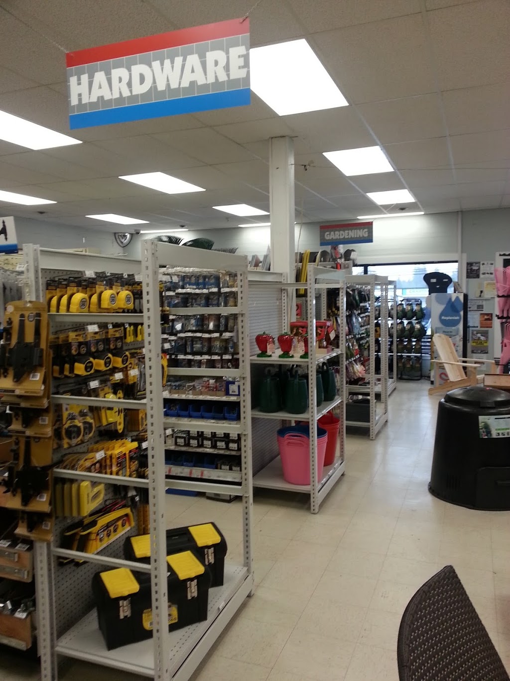 Gibsons Building Supplies | 924 Gibsons Way, Gibsons, BC V0N 1V7, Canada | Phone: (604) 886-8141