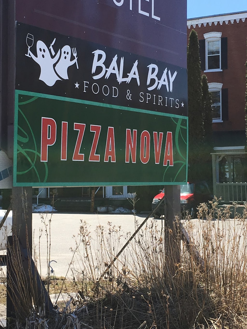 Bala Bay Food & Spirits | 3063 Muskoka Rd #169, Bala, ON P0C 1A0, Canada | Phone: (705) 762-2222