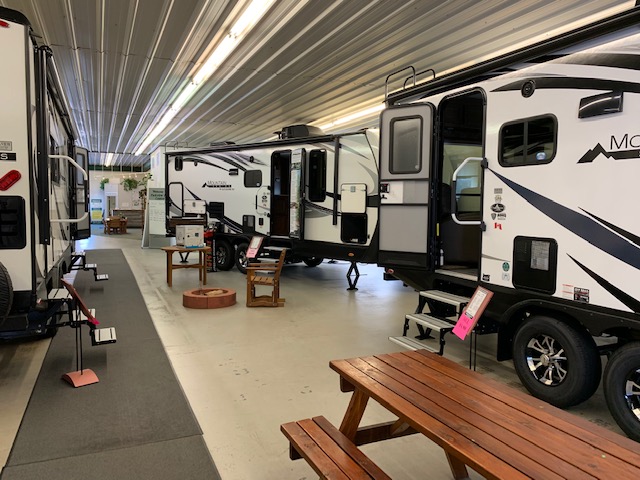 Parkview RV Centre | 5110 56 St, Wetaskiwin, AB T9A 1V9, Canada | Phone: (866) 980-5921