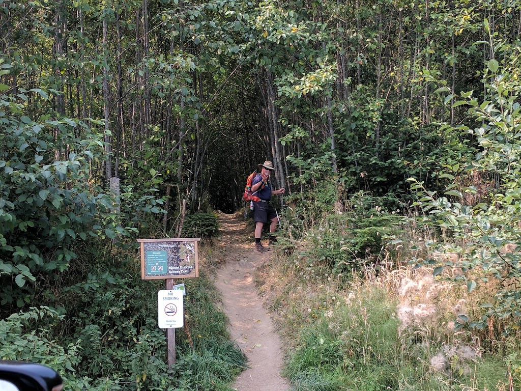 Mt dyan Hiking Trail | Trustees Trail, Salt Spring Island, BC V8K 2Y1, Canada