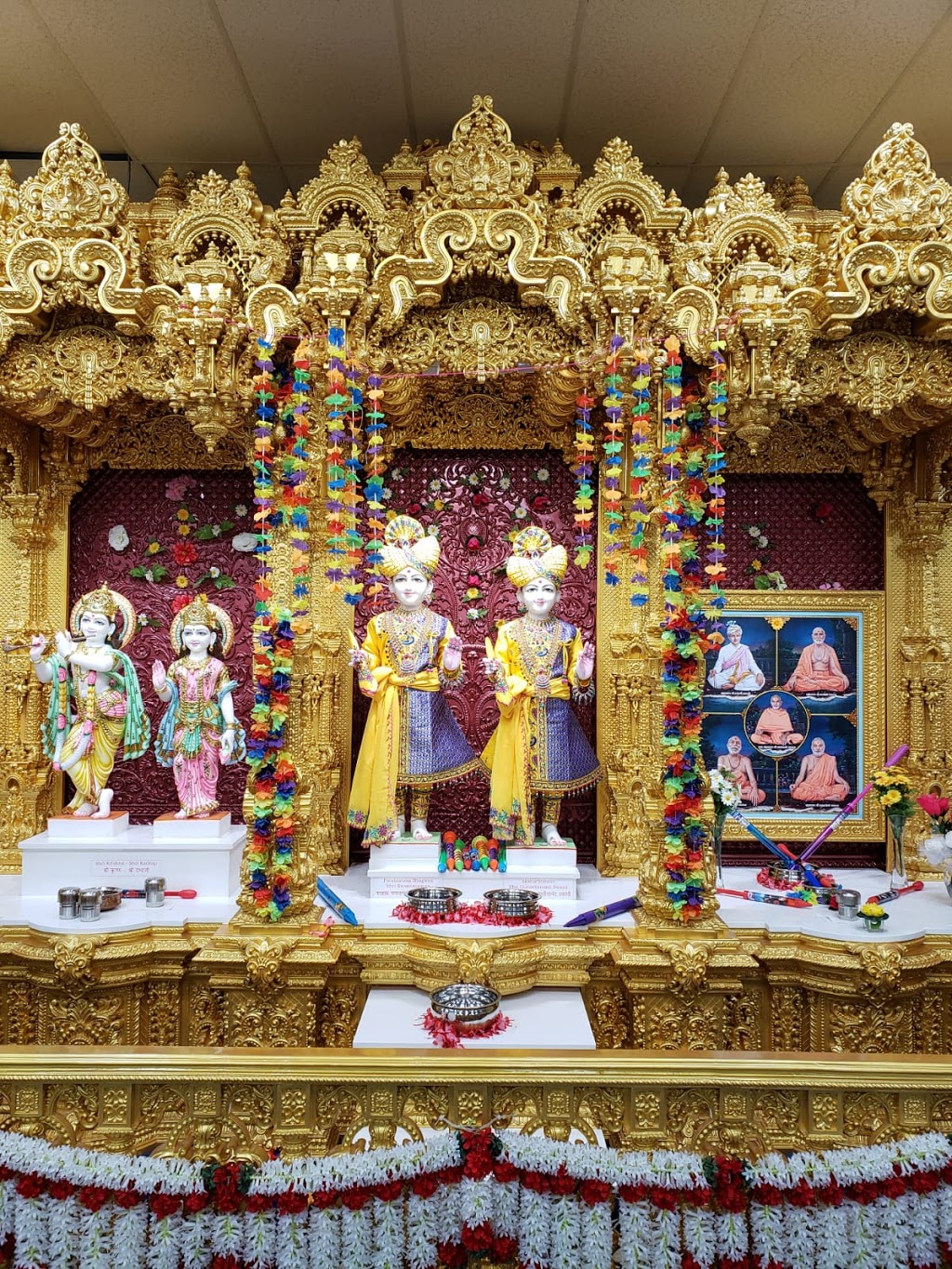 BAPS Shree Swaminarayan Temple | 333 Speedsville Rd, Breslau, ON N0B 1M0, Canada