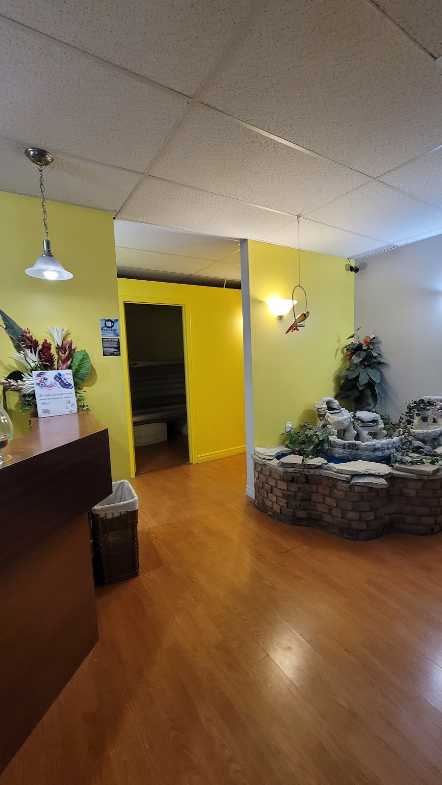 Clinic Solaire Plus | 9 Rue Giroux, Victoriaville, QC G6P 3C8, Canada | Phone: (819) 752-2550