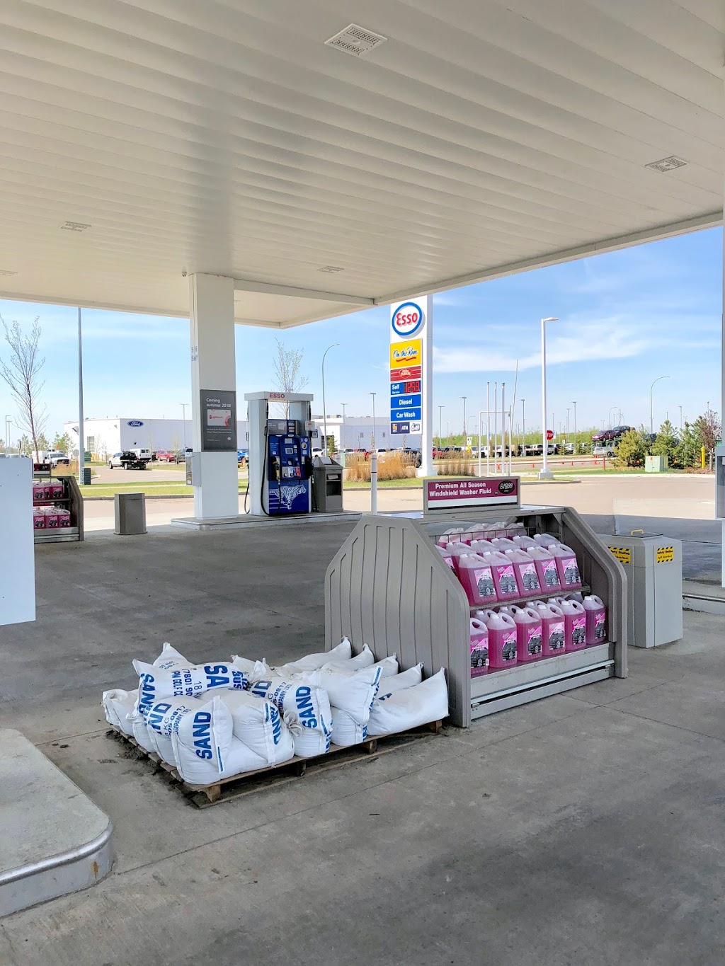 Esso | 140 SOUTHRIDGE BLVD, Fort Saskatchewan, AB T8L 0P6, Canada | Phone: (780) 912-8004