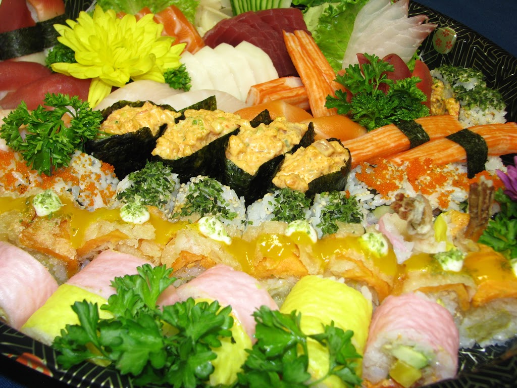 Sushi Kui Japanese Restaurant | 2 Orchard Heights Blvd, Aurora, ON L4G 6M6, Canada | Phone: (905) 727-8822