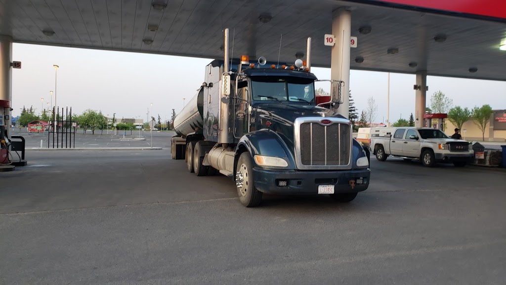 Greg Gillard Trucking | 241 W Lakeview Pl, Chestermere, AB T1X 1K4, Canada | Phone: (587) 998-7042