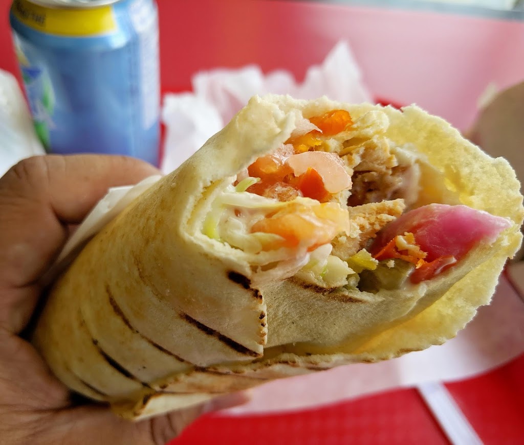 Shawarma On The Falls | 16 Beckwith St N, Smiths Falls, ON K7A 2B2, Canada | Phone: (613) 283-5556