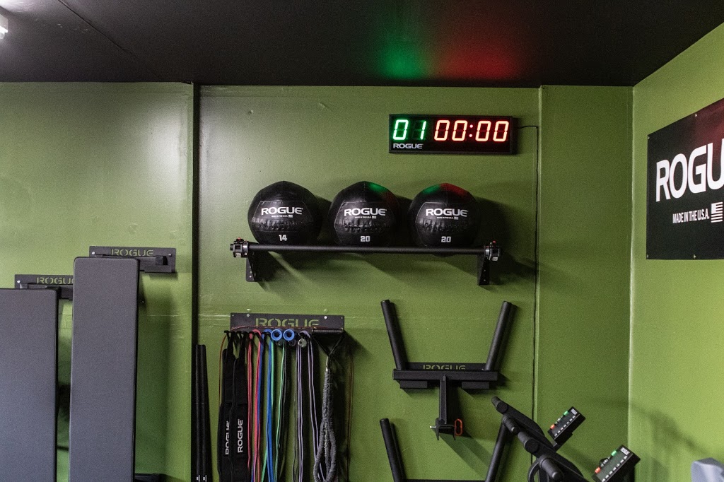 Falling Green Fitness & Nutrition | 2233 Falling Green Dr, Oakville, ON L6M 5A2, Canada | Phone: (905) 399-7531