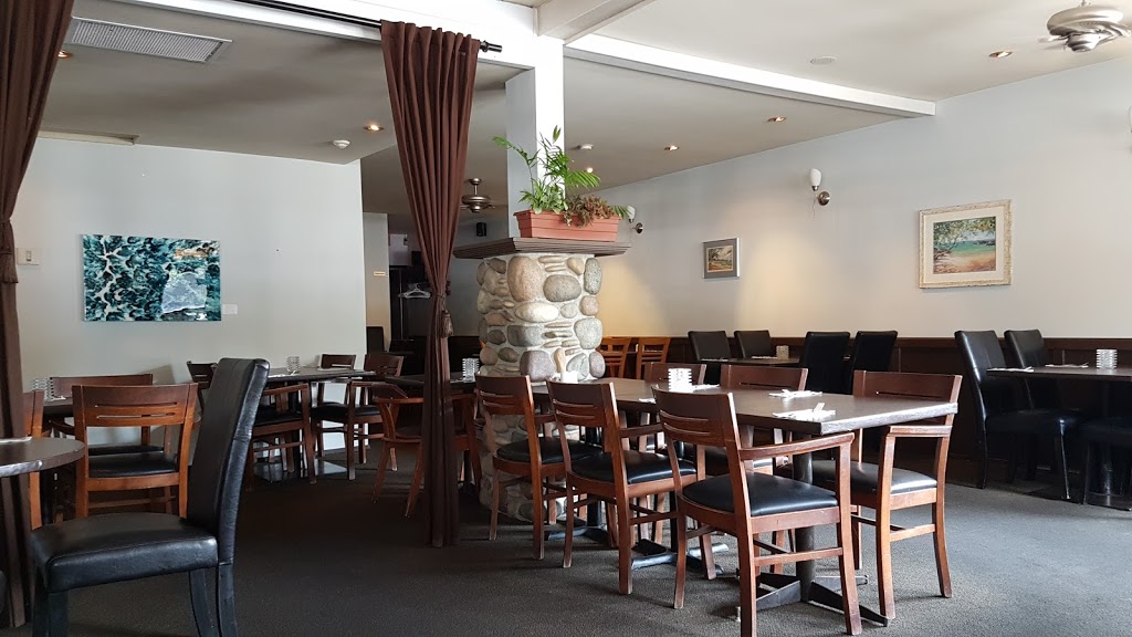 The Nest Restaurant | 41340 Government Rd, Brackendale, BC V0N 1H0, Canada | Phone: (604) 898-4444