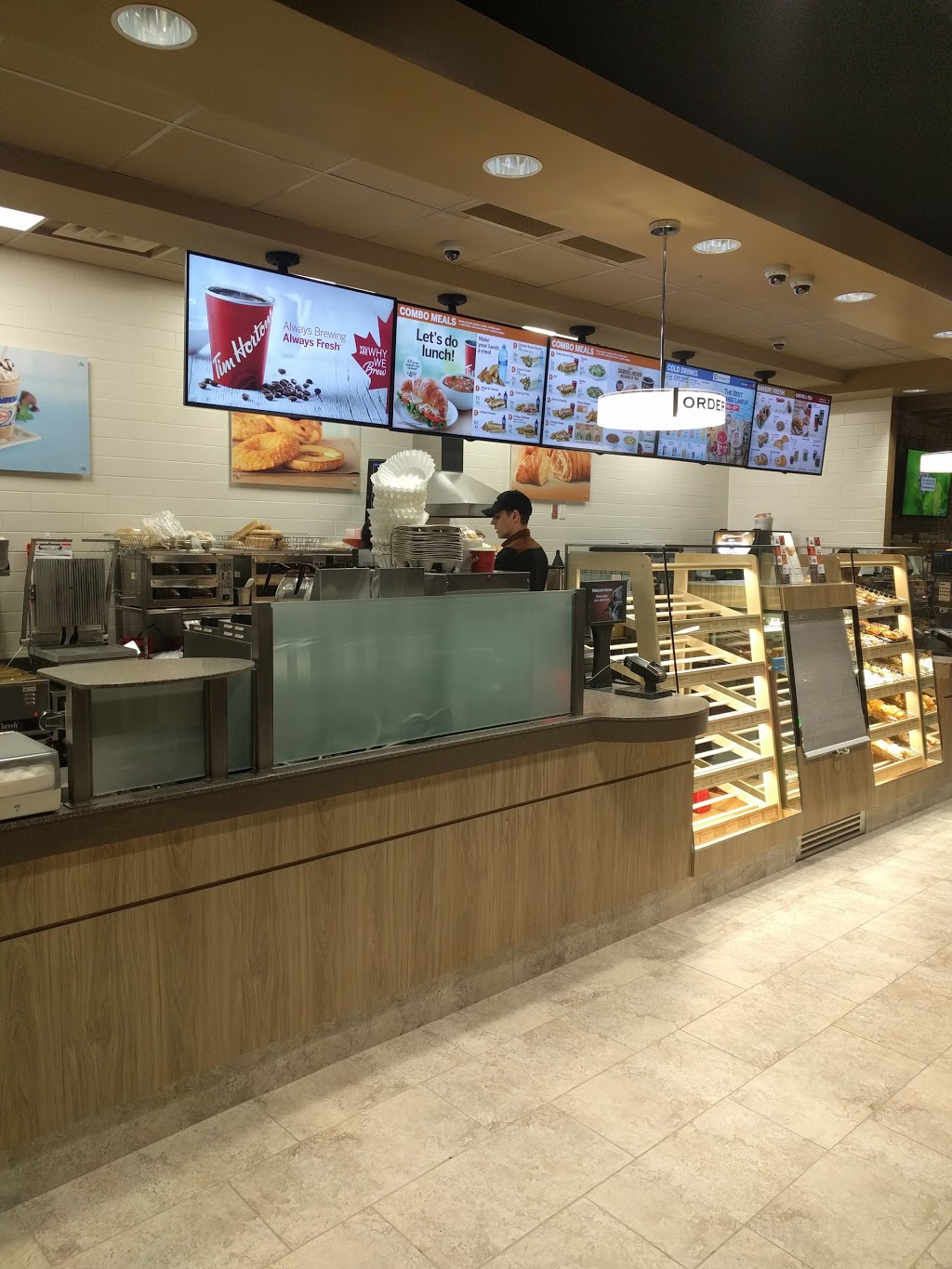 Tim Hortons | 2525 Woodview Dr SW, Calgary, AB T2W 4N4, Canada | Phone: (587) 356-8356