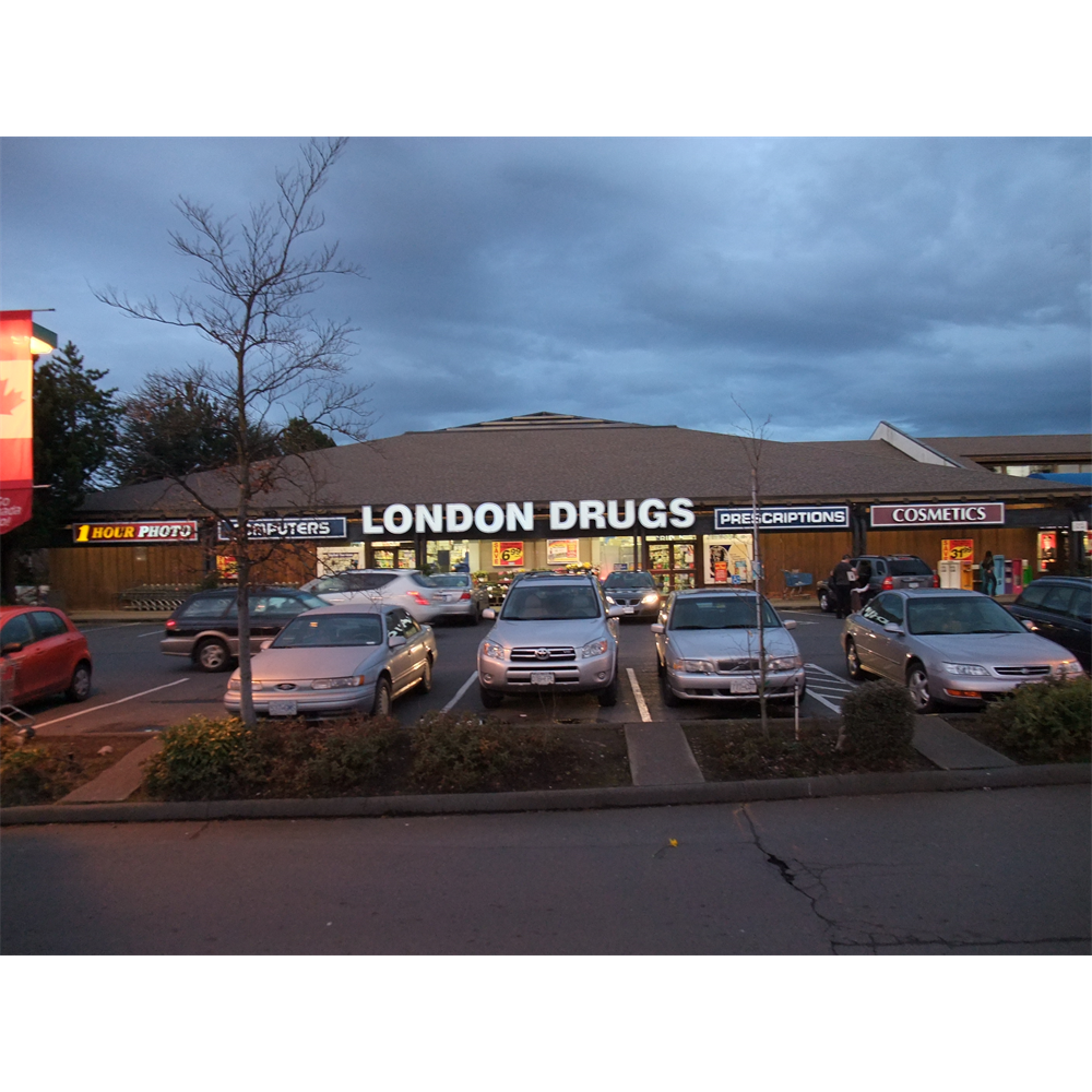 London Drugs | 3995 Quadra St, Victoria, BC V8X 1J8, Canada | Phone: (250) 727-0246