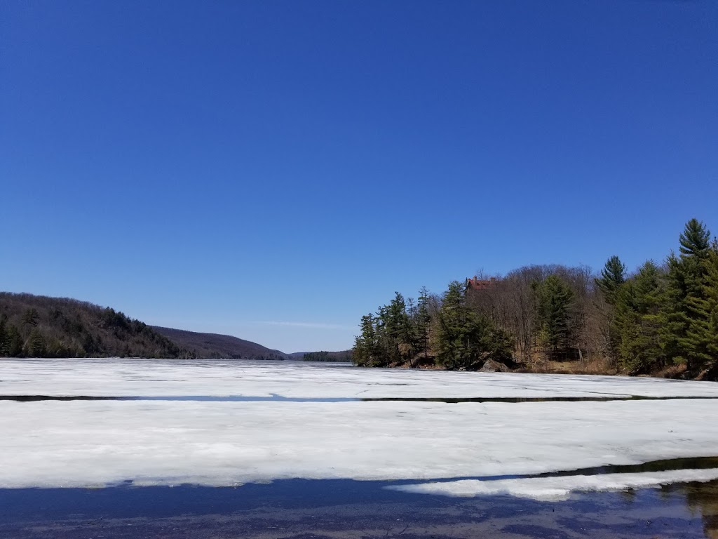 O’Brien Beach | Chemin du Lac Meech, Chelsea, QC J9B 1H9, Canada