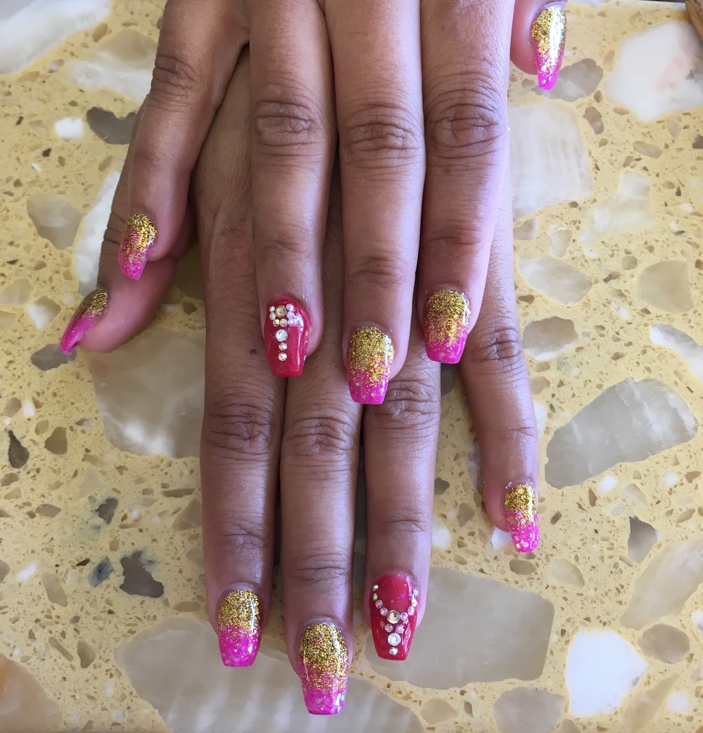 Queen Nails | 7135 138 St, Surrey, BC V3W 7T9, Canada | Phone: (604) 501-6116