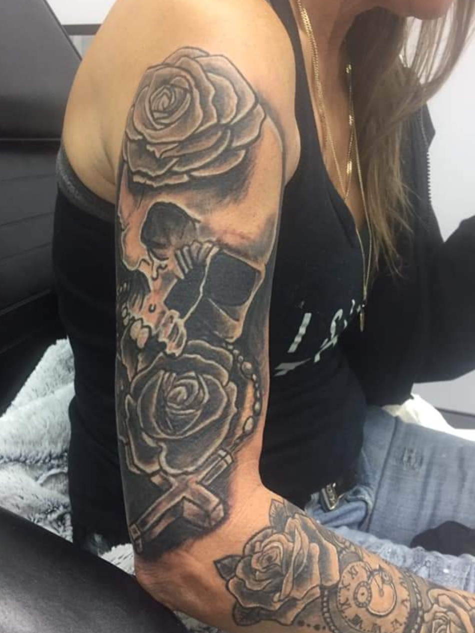 Black Shirt Tattoo Co. | 104 58th St S, Wasaga Beach, ON L9Z 2Z1, Canada | Phone: (249) 878-9107